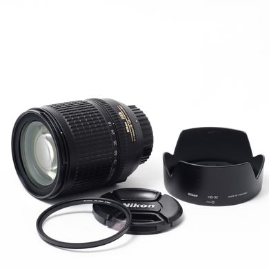 Об'єктив Nikon 18-135mm f/3.5-5.6G ED AF-S DX Nikkor