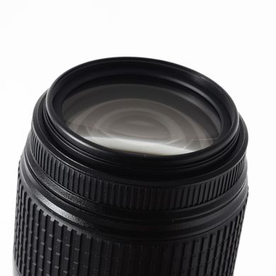 Об'єктив Nikon 55-300mm f/4.5-5.6G ED AF-S DX VR Nikkor