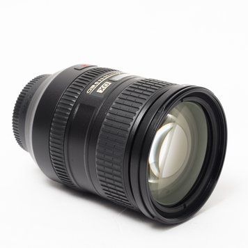 Об'єктив Nikon 18-200mm f/3.5-5.6G ED AF-S DX VR Nikkor