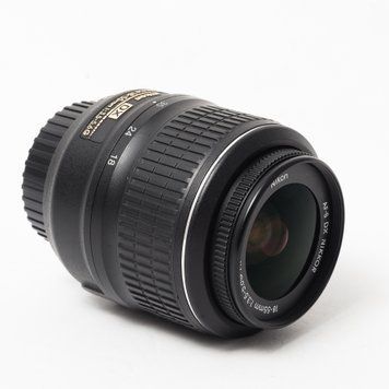 Об'єктив Nikon 18-55mm f/3.5-5.6G VR AF-S DX Zoom-Nikkor