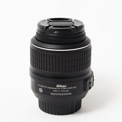 Об'єктив Nikon 18-55mm f/3.5-5.6G VR AF-S DX Zoom-Nikkor