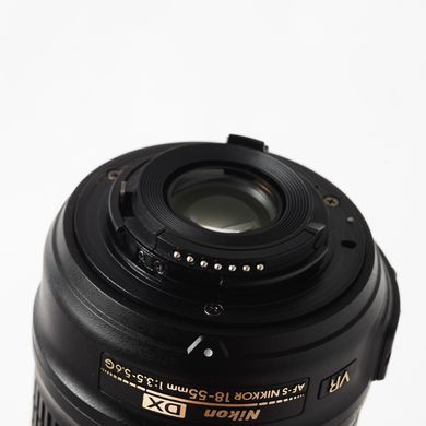 Об'єктив Nikon 18-55mm f/3.5-5.6G VR AF-S DX Zoom-Nikkor