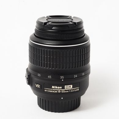 Об'єктив Nikon 18-55mm f/3.5-5.6G VR AF-S DX Zoom-Nikkor Об'єктив Nikon 18-55mm f/3.5-5.6G VR AF-S DX Zoom-Nikkor