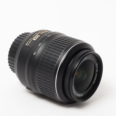 Об'єктив Nikon 18-55mm f/3.5-5.6G VR AF-S DX Zoom-Nikkor Об'єктив Nikon 18-55mm f/3.5-5.6G VR AF-S DX Zoom-Nikkor