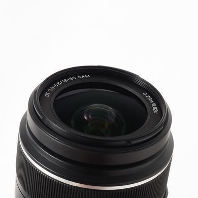 Об'єктив Sony DT 18-55mm f/3.5-5.6 SAM SAL1855