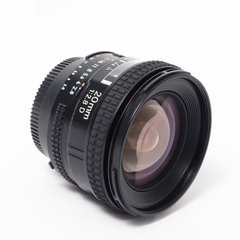Об'єктив Nikon AF Nikkor 20mm f/2.8D