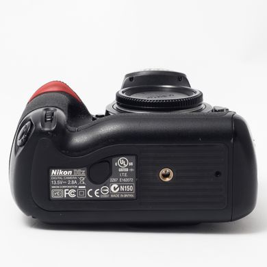 Дзеркальний фотоапарат Nikon D2x (пробіг 15628 кадрів)