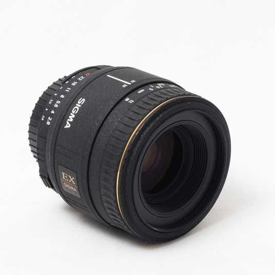 Об'єктив Sigma AF 50mm f/2.8D EX MACRO для Nikon – макрооб'єктив з
