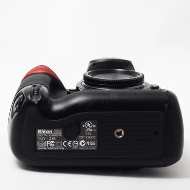 Дзеркальний фотоапарат Nikon D2x (пробіг 13015 кадрів)