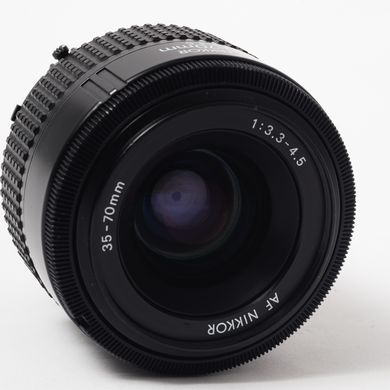 Об'єктив Nikon AF Nikkor 35-70mm f/3.3-4.5