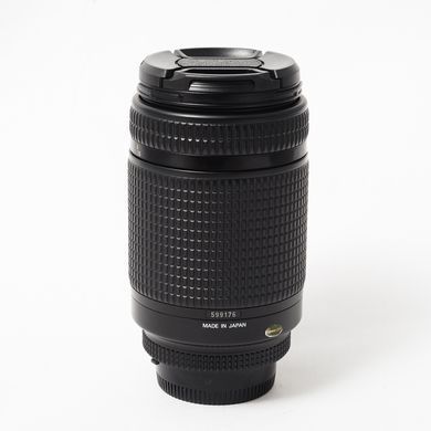 Об'єктив Nikon AF Nikkor 70-300mm f/4-5.6D ED