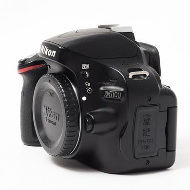 Дзеркальний фотоапарат Nikon D5100 (пробіг 9650 кадрів)