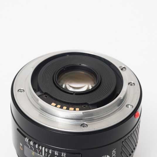 Об'єктив Minolta Maxxum AF 28mm f/2.8 для Sony – компактний