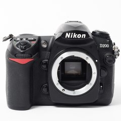 Дзеркальний фотоапарат Nikon D200 (пробіг 32645 кадрів)