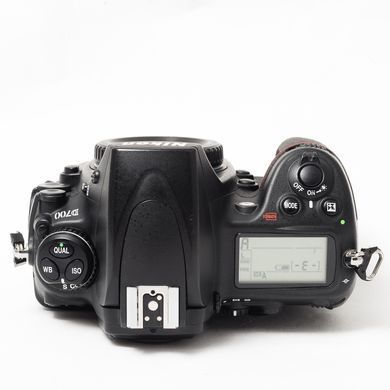 Дзеркальний фотоапарат Nikon D700 (пробіг 4850 кадрів)