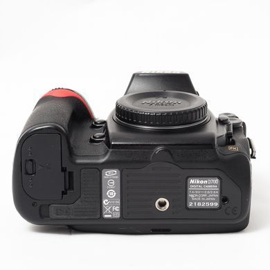 Дзеркальний фотоапарат Nikon D700 (пробіг 4850 кадрів)