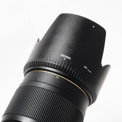 Об'єктив Sigma AF 70-200 mm f/2.8 II EX APO DG Macro HSM для Nikon Об'єктив Sigma AF 70-200 mm f/2.8 II EX APO DG Macro HSM для Nikon