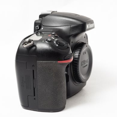 Дзеркальний фотоапарат Nikon D800 (пробіг 31050 кадрів)