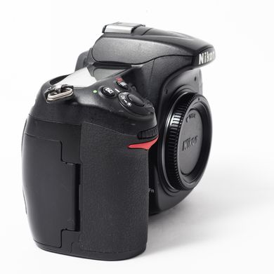 Дзеркальний фотоапарат Nikon D300 (пробіг 32421 кадрів)