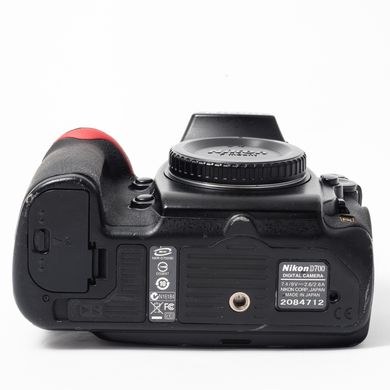 Дзеркальний фотоапарат Nikon D700 (пробіг 102602 кадрів)