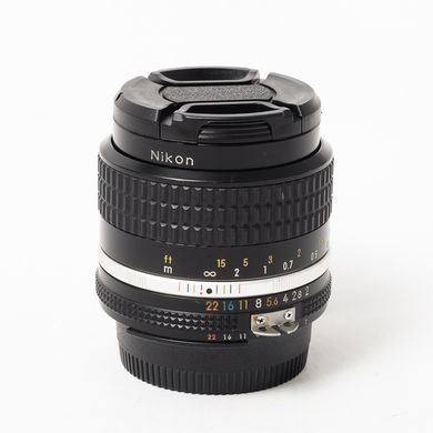 Об'єктив Nikon 35mm f/2 Nikkor Ai-s