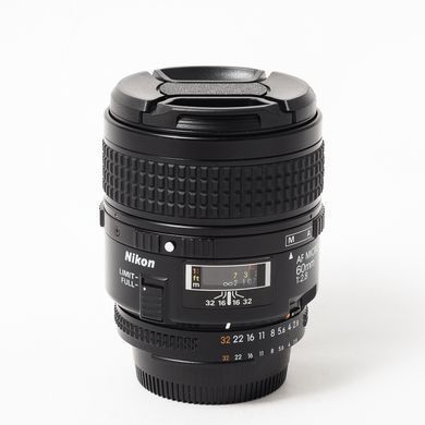 Об'єктив Nikon 60mm f/2.8 AF Micro-Nikkor Об'єктив Nikon 60mm f/2.8 AF Micro-Nikkor