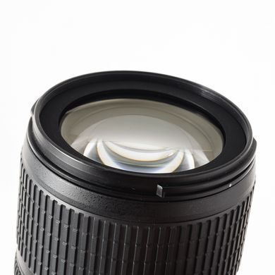 Об'єктив Nikon 18-105mm f/3.5-5.6G ED AF-S DX VR Nikkor