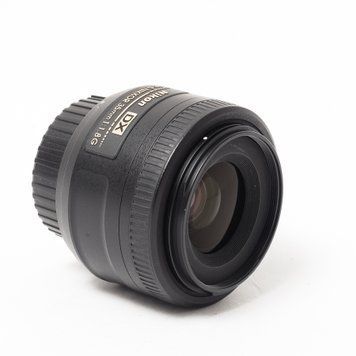 Об'єктив Nikon AF-S DX Nikkor 35mm f/1.8G