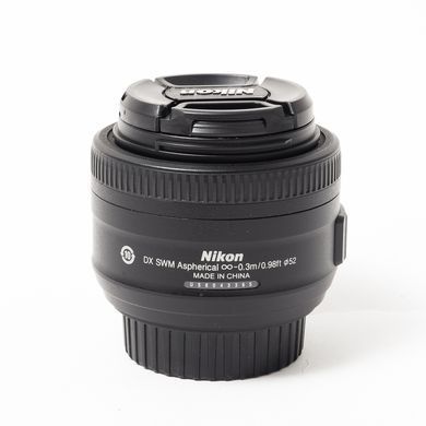 Об'єктив Nikon AF-S DX Nikkor 35mm f/1.8G