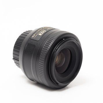 Об'єктив Nikon AF-S DX Nikkor 35mm f/1.8G