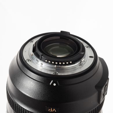 Об'єктив Nikon 24-120mm f/4G ED AF-S VR Nikkor