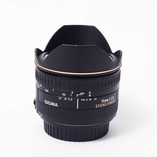 Об'єктив Sigma AF 15mm f/2.8 EX DG Fisheye для Canon – творчий об