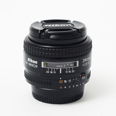Об'єктив Nikon AF Nikkor 24mm f/2.8D