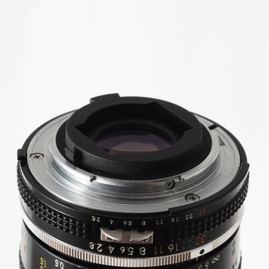 Об'єктив Nikon 55mm f/2.8 Micro-Nikkor Ai-S