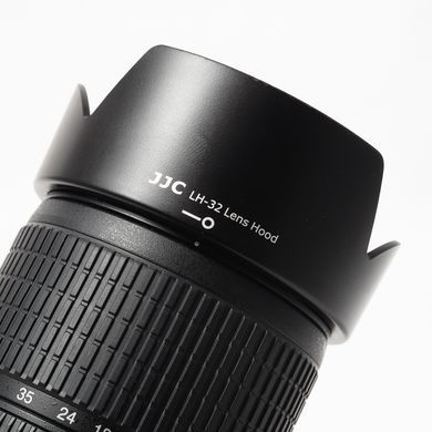 Об'єктив Nikon 18-105mm f/3.5-5.6G ED AF-S DX VR Nikkor