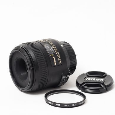 Об'єктив Nikon DX 40mm f/2.8G AF-S Micro-Nikkor