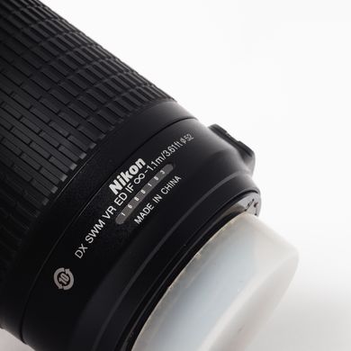 Об'єктив Nikon 55-200mm f/4-5.6G VR AF-S DX Nikkor