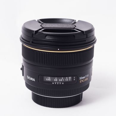 Об'єктив Sigma AF 50mm f/1.4 EX DG HSM для Nikon