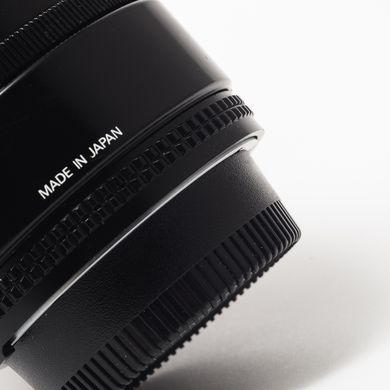 Об'єктив Nikon AF Nikkor 24mm f/2.8