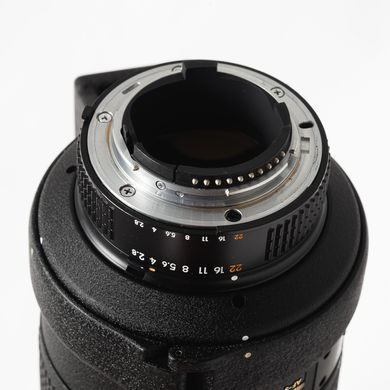 Об'єктив Nikon AF-S Nikkor 80-200mm f/2.8D