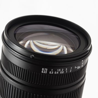 Об'єктив Sigma AF 17-70mm f/2.8-4 DC OS HSM для Nikon