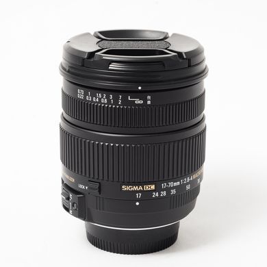 Об'єктив Sigma AF 17-70mm f/2.8-4 DC OS HSM для Nikon