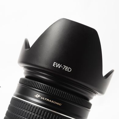 Об'єктив Canon Zoom Lens EF 28-200mm f/3.5-5.6 USM