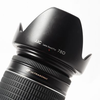 Об'єктив Canon Zoom Lens EF 28-200mm f/3.5-5.6 USM