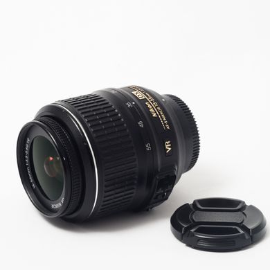 Об'єктив Nikon 18-55mm f/3.5-5.6G VR AF-S DX Zoom-Nikkor
