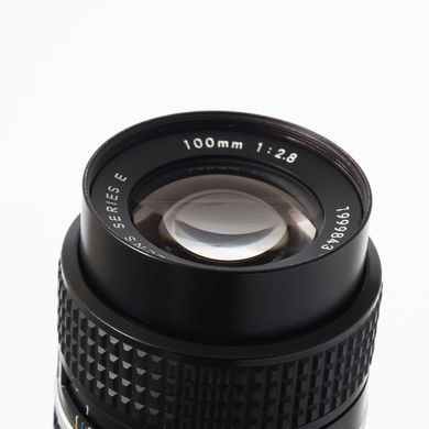 Об'єктив Nikon Lens Series E 100mm f/2.8 Ai-s