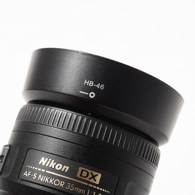 Об'єктив Nikon AF-S DX Nikkor 35mm f/1.8G