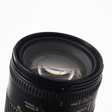 Об'єктив Nikon AF Nikkor 24-85mm f/2.8-4D