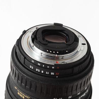 Об'єктив Sigma AF 15-30 mm f/3.5-4.5 EX DG для Nikon Об'єктив Sigma AF 15-30 mm f/3.5-4.5 EX DG для Nikon