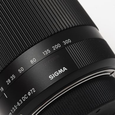 Об'єктив Sigma 18-300mm f/3/5-6.3 DC OS HSM Contemporary для Nikon